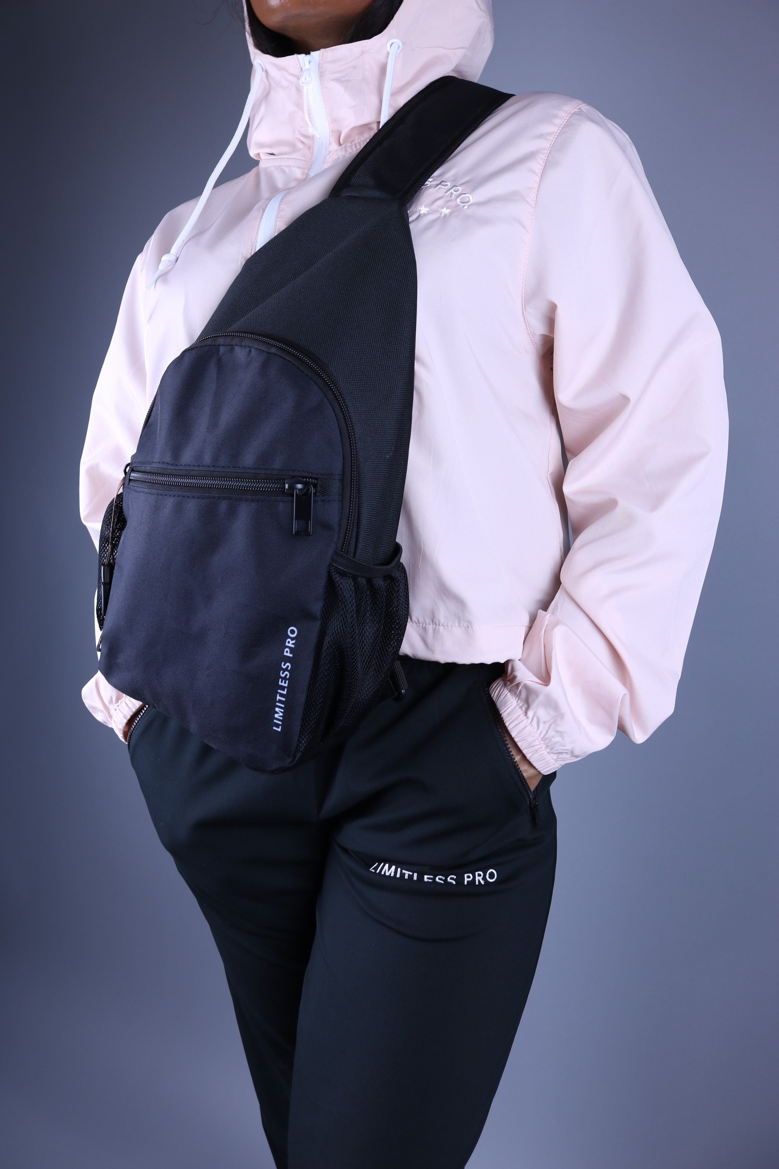 Elegante & CO - Limitless Pro Sports Chest Bag (Black)